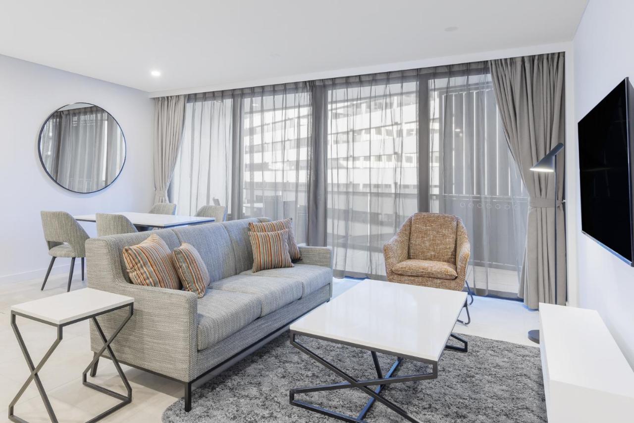 Meriton Suites Canberra Luaran gambar