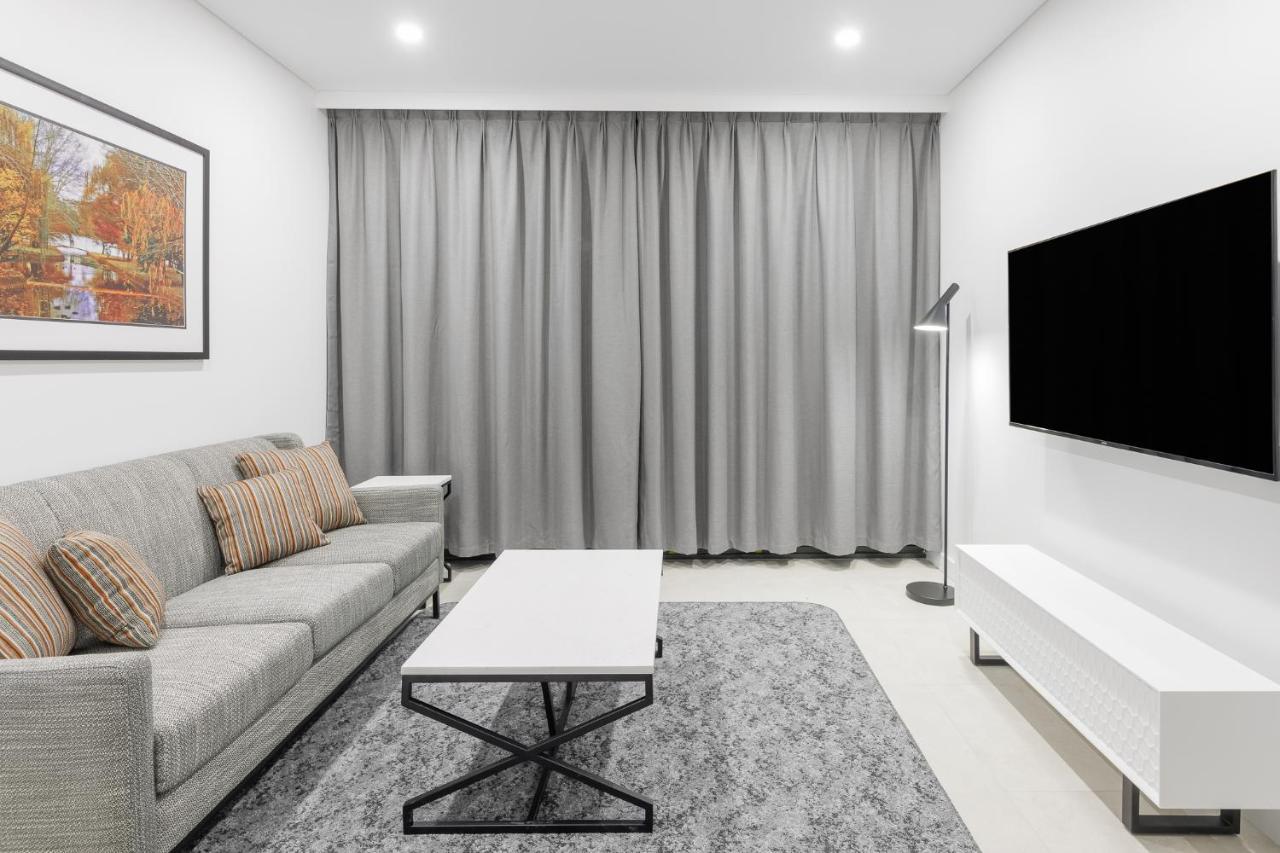 Meriton Suites Canberra Luaran gambar