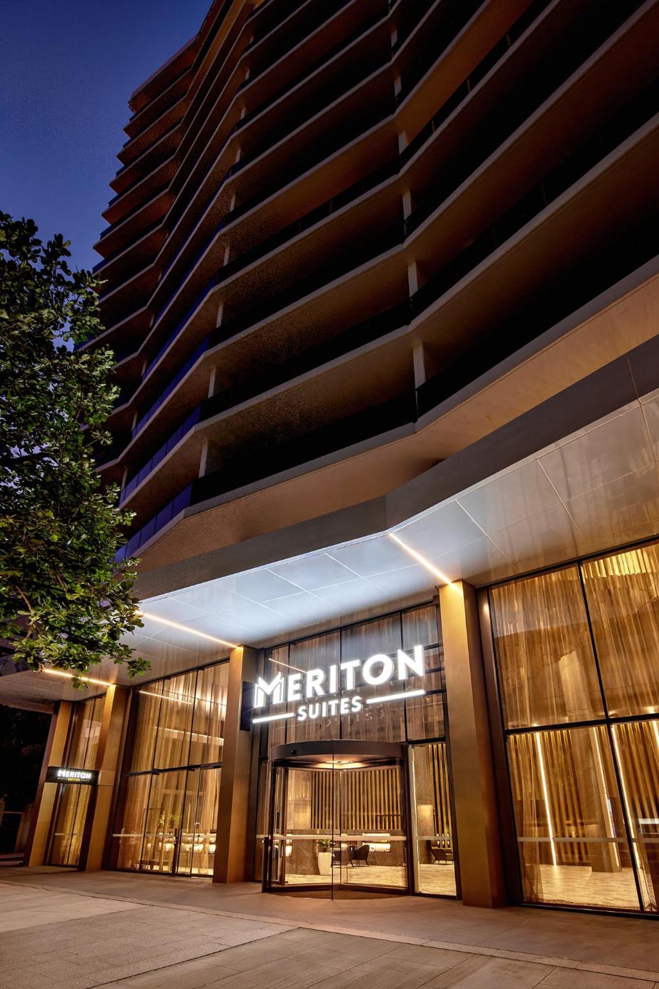 Meriton Suites Canberra Luaran gambar