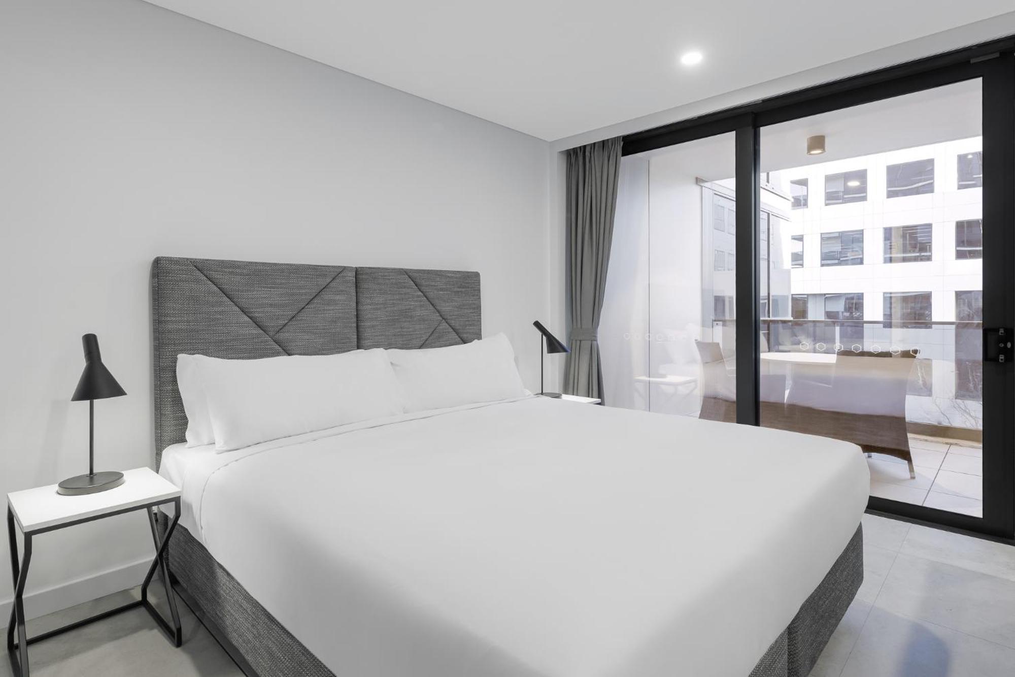 Meriton Suites Canberra Luaran gambar