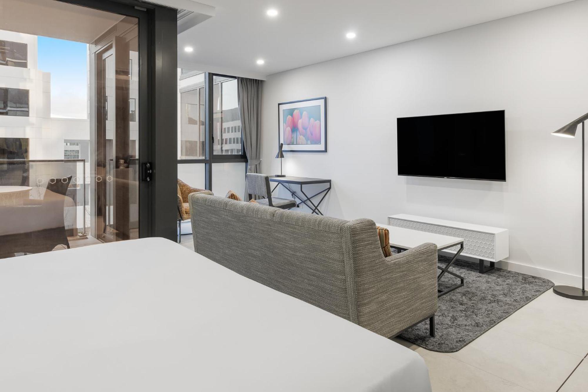 Meriton Suites Canberra Luaran gambar